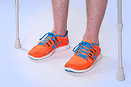 Photo de pieds et béquilles Photo de pieds et béquilles