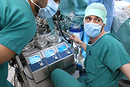 Opération en chirurgie cardiaque Opération en chirurgie cardiaque